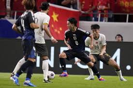 从强调防守