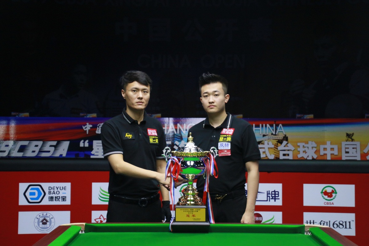 樊振东几乎 樊振东几乎